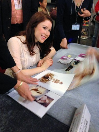 Hayley Westenra sings at City Hall Concert Hall Hong Kong © Tin